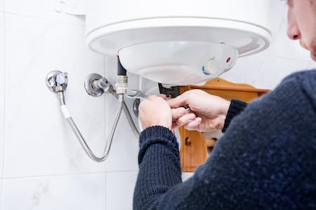 Gas Water Heater Repair Thumbnail
